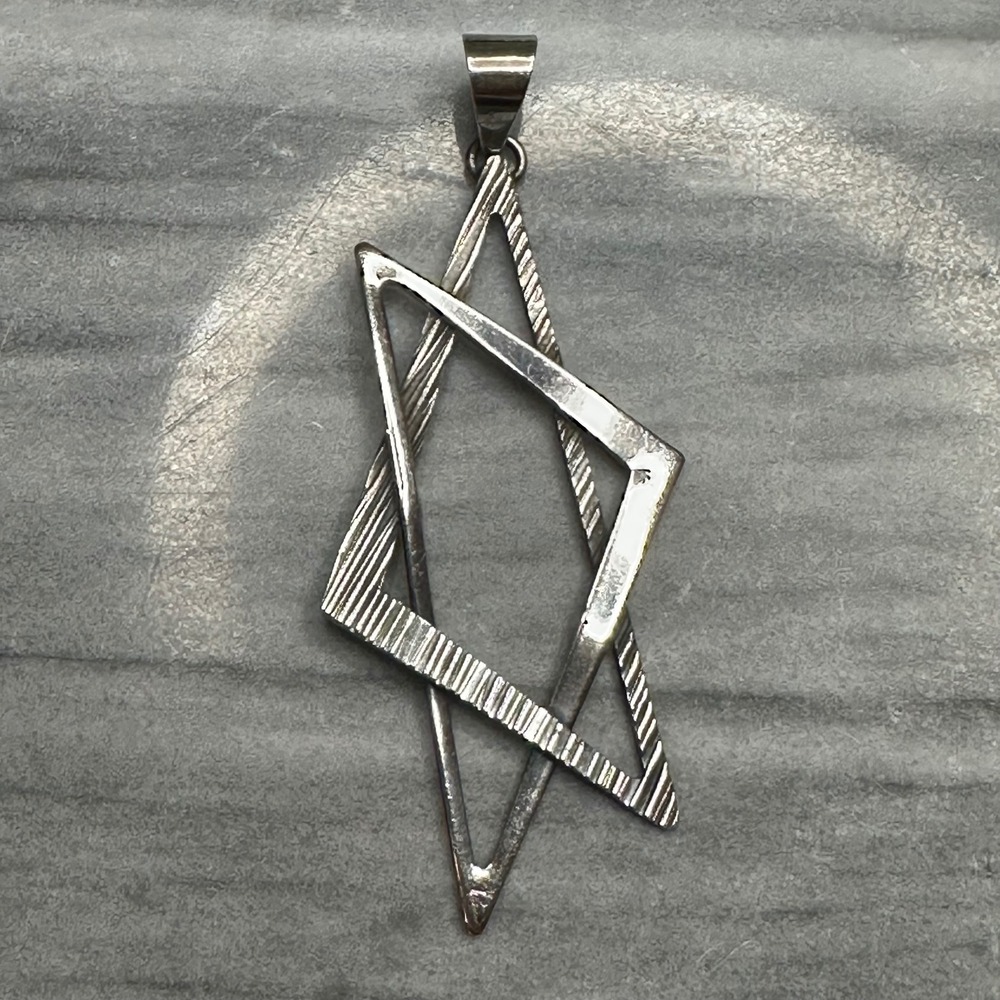 Israel 925 Sterling Silver Star of David Modern Interlocking Triangle Pendant